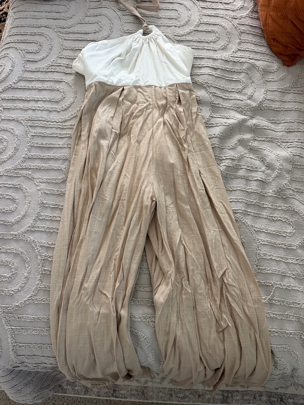 Halterneck Two-Tone Jumpsuit in White and Beige